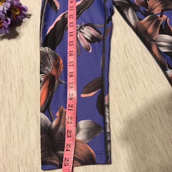 NUX Extra Small Leggings - Picture 5 of 5